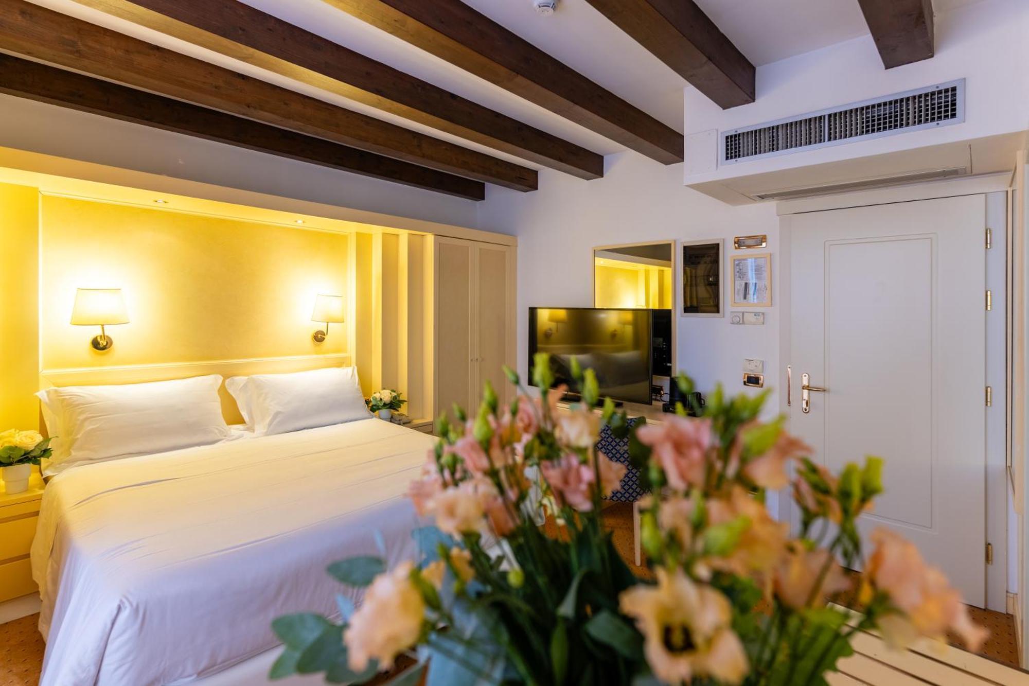 Classic Double or Twin Room